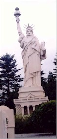 Статуя Свободы из ЛЕГО
